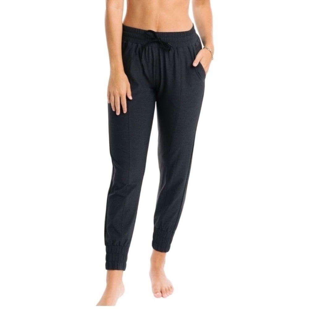 Zyia Perfection Jogger Dark Gray size Small EUC